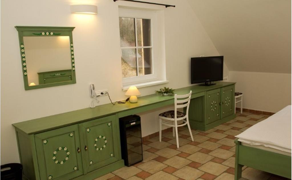 Penzion Malovany Osvetimany Room photo